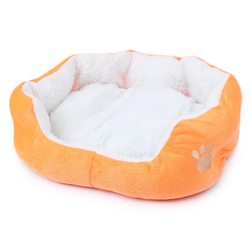 Fleece Dog Beds for Small Medium Dogs Kennel Warm Pet Dog Bed for Small Dogs Luxury Puppy Cat Bed House Accessories Bulldog Pug