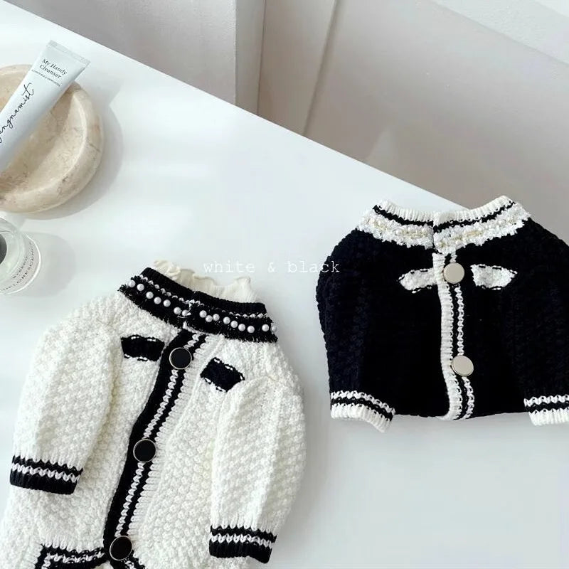 Pet Clothes Warm Winter Medium Small Dog Knitted Sweater Luxury Designer Cardigan Jewelry Decoration Puppy Coat Poodle