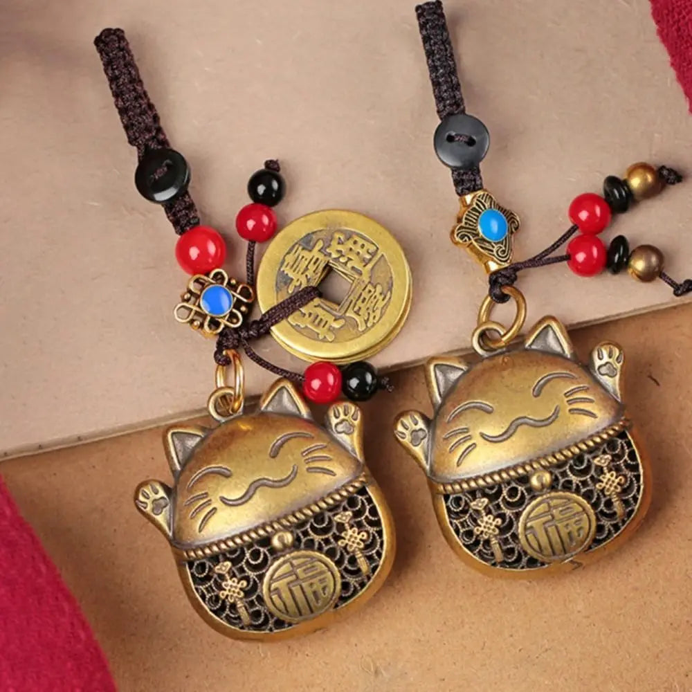 Lucky Cat Brass Keychain Maneki Neko Feng Shui Coins Waist Keychain Lucky Tassel with Five Emperors Money Bag Pendant Decoration