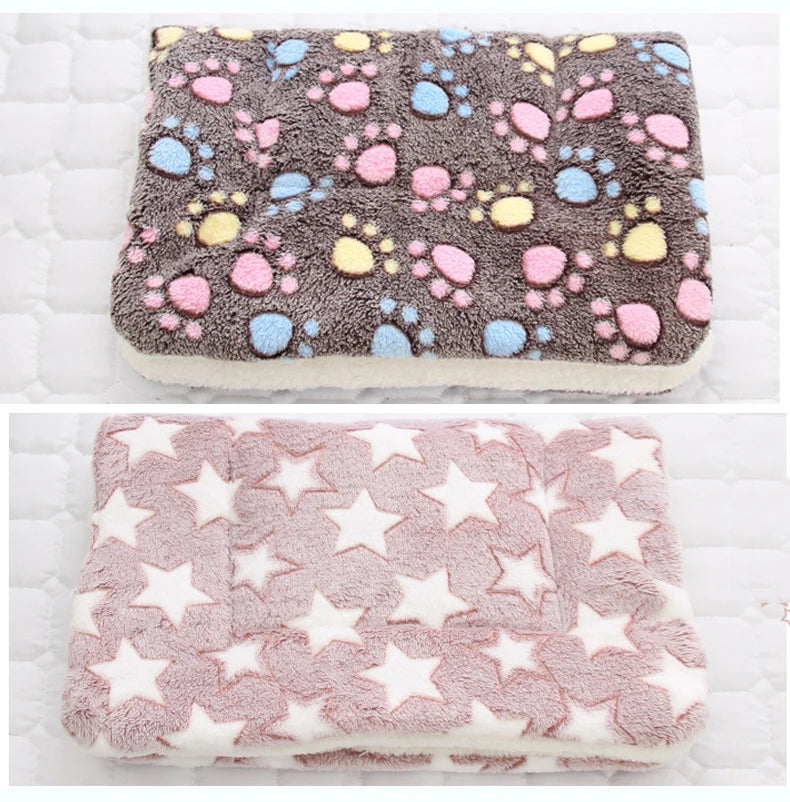 Flannel Thickened Dog Bed Mat Soft Pet Sleeping Mat for Small Medium Large Dogs Cats Winter Warm Pet Blanket Pet Supplies