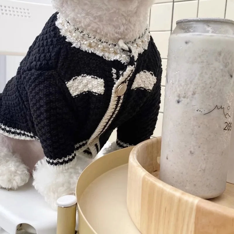 Pet Clothes Warm Winter Medium Small Dog Knitted Sweater Luxury Designer Cardigan Jewelry Decoration Puppy Coat Poodle