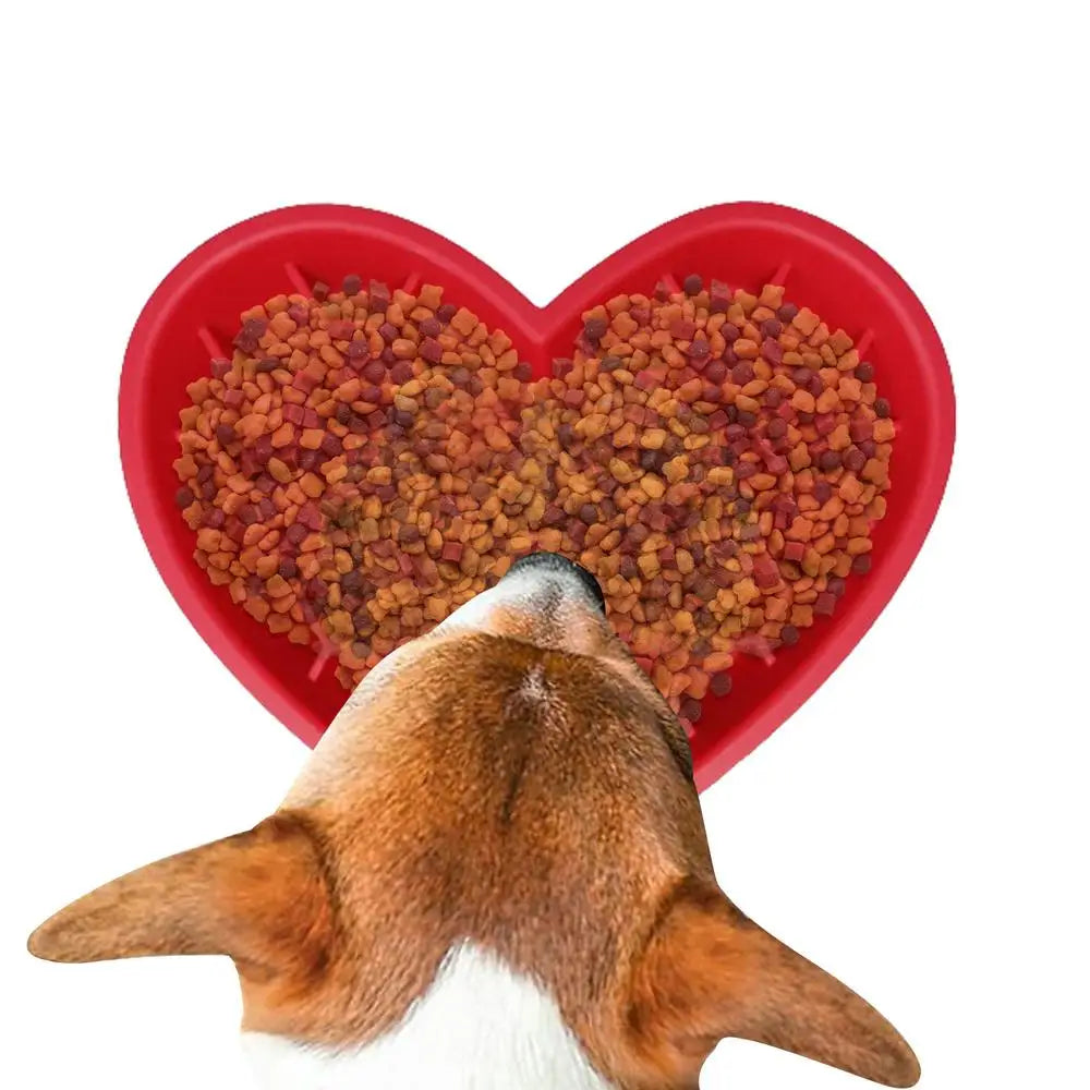 Silicone Slow Feeder Heart Shape Licking Pad Dog Non-Slip Slow Food Bowl Feeding Lickmat for Cats Dogs Anti-Choking Feeder