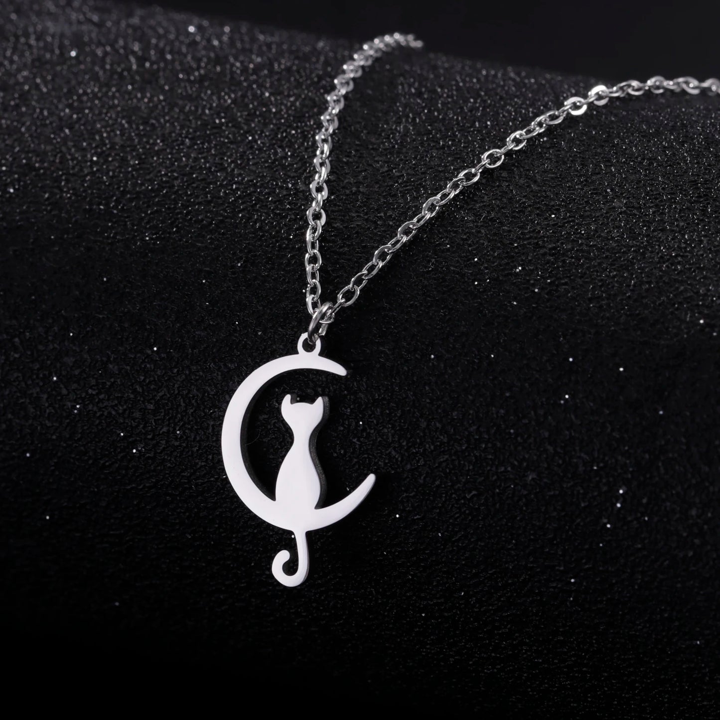 Cazador Stainless Steel Cute Animal Crescent Moon Cat Pendant Necklace Women Girl Kitten Neck Chain Choker Jewelry Birthday Gift