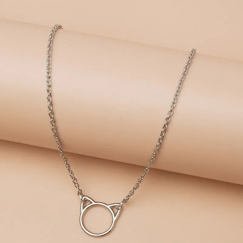 Cute Stainless Steel Cat Head Pendant Necklace for Women Hollow Cat Animal Clavicle Chain Necklace Jewelry Accessory Party Gift