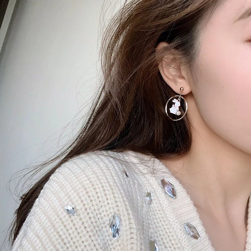 New Fashion Cute Cat Dangle Earrings For Women Hollow Heart Shape Sweet Flowers Crystal Drop Earring Girl Party Jewelry Gifts